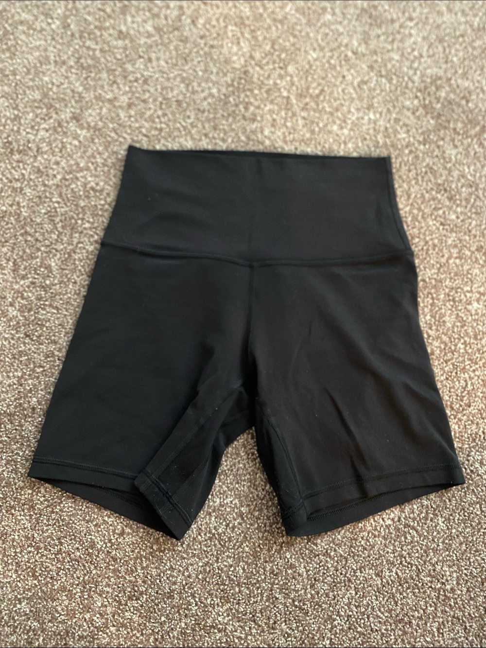 Lululemon Align Short 6” Black size 4